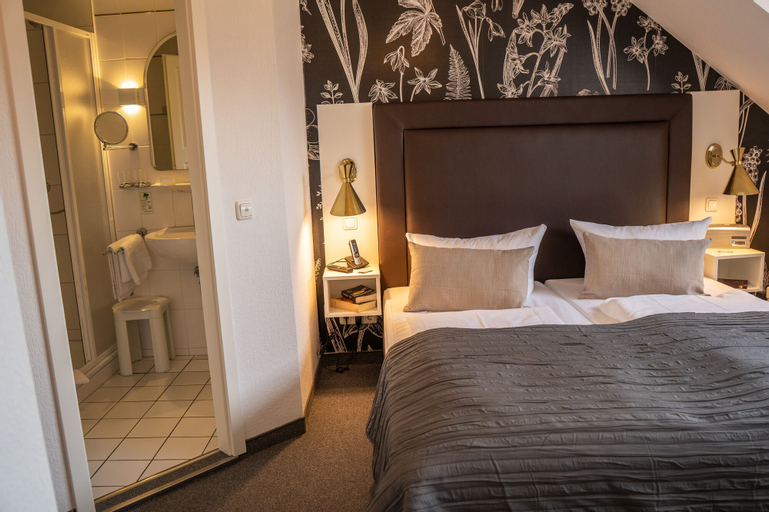 Bedroom 14