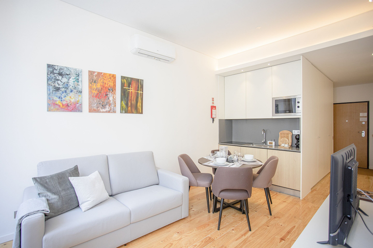 Others 5, Liiiving-Mouzinho Residence Apartment 1F, Porto