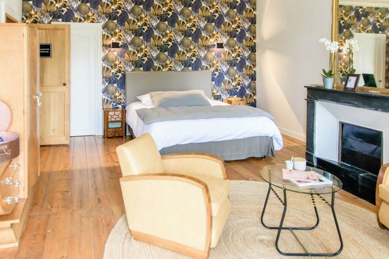 Bedroom 5, L'Esprit du 8, Charente-Maritime