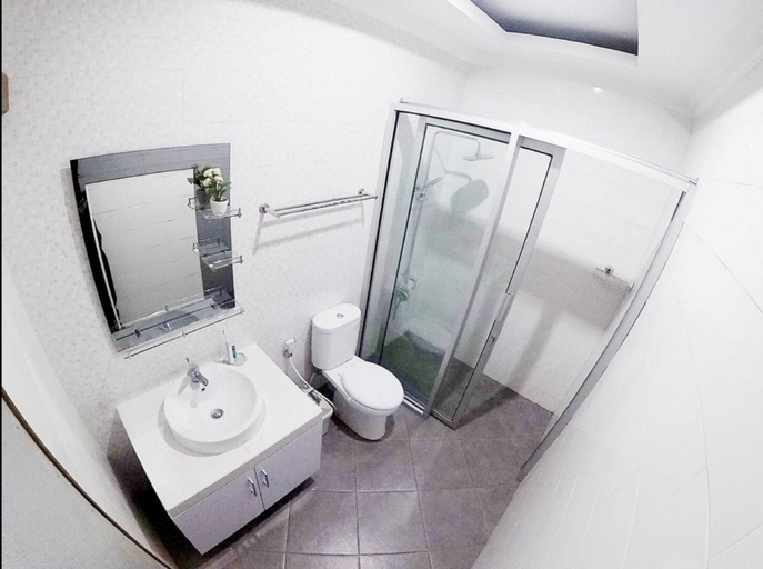 Bathroom, Premium House near Sambisari Temple (Maguwo), Sleman