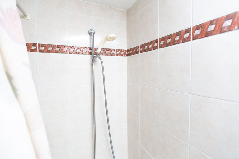 Bathroom 4, Kalina Complex