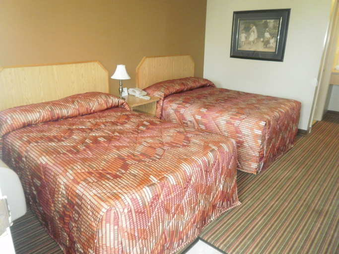 Bedroom 3, Bayview inn, Simcoe