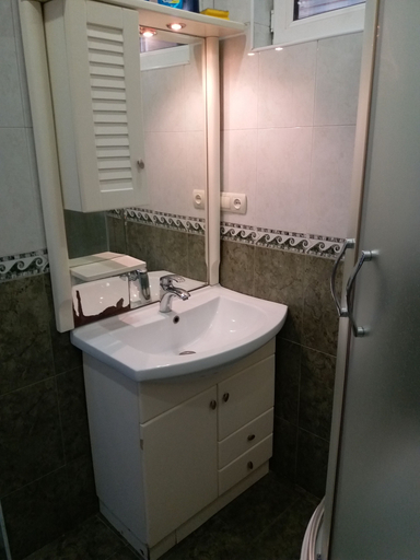Bathroom 4, Villa Vera Mini Hotel, Tbilisi