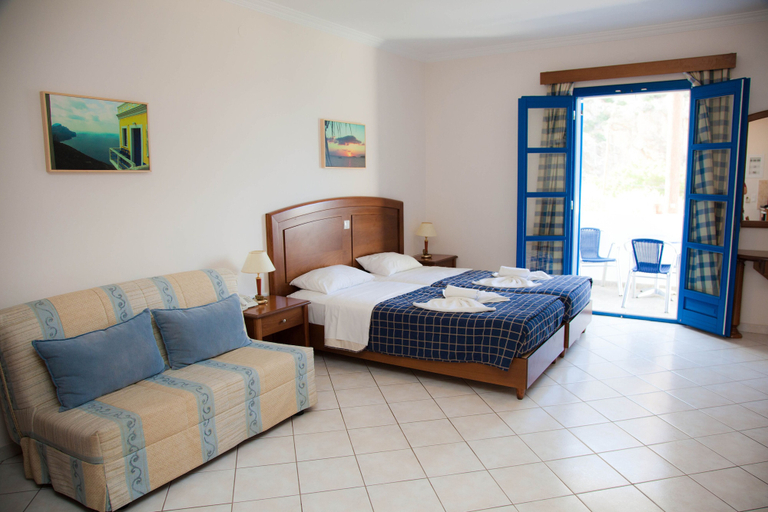 Bedroom 3, Blue waves Studios, South Aegean