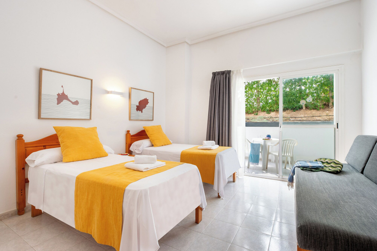 Bedroom 4, Aparthotel Vibra Monterrey, Baleares