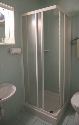 Bathroom 5, Hotel Fala, Zagreb