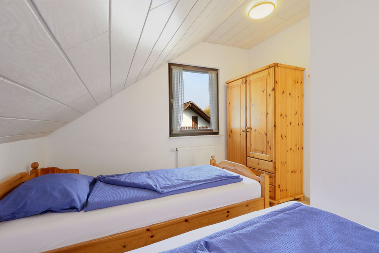 Bedroom 4, Seepark Kirchheim Ferienhaus bei Vera, Hersfeld-Rotenburg