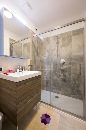 Bathroom 3, Raimondi Apartment, Como