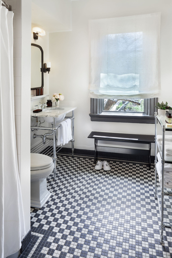 Bathroom 5, The High Line Hotel, New York