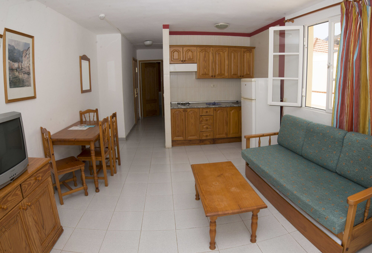 Others 5, Apartamentos Checkin Laurisilva **, Santa Cruz de Tenerife