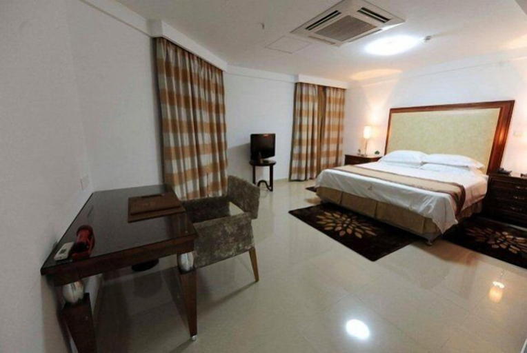 Bedroom 3, Hotel Victoria Garden, Viana