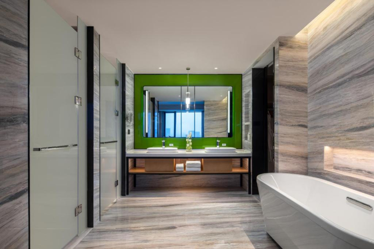 Bathroom 4, Holiday Inn ZHENGZHOU HIGH-TECH ZONE by IHG, Zhengzhou