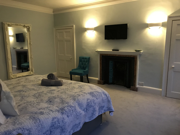 Bedroom 3, St James Square, Bath and North East Somerset