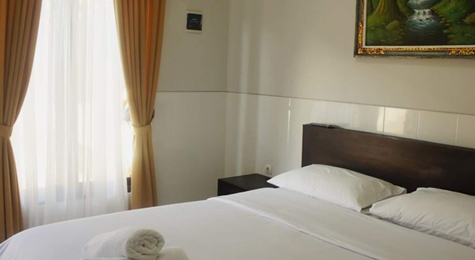 Bedroom 12