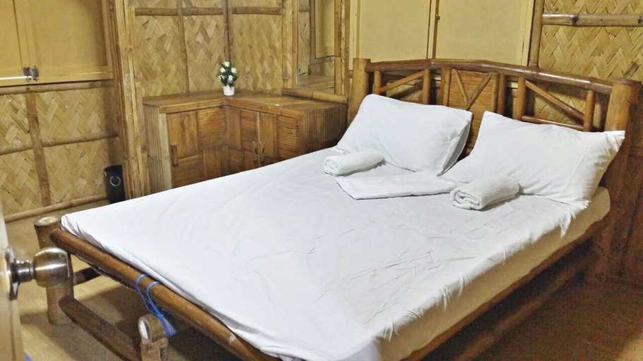 Bedroom 3, V House, San Pablo City