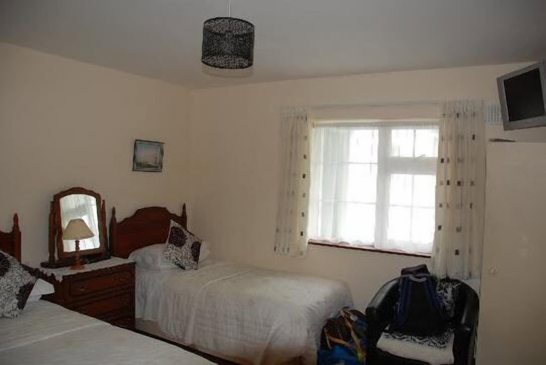 Bedroom 3, Salmon Leap Farm
