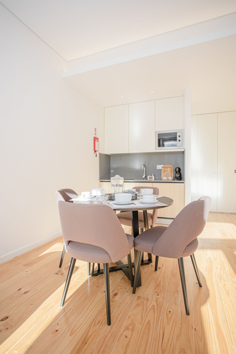 Others 4, Liiiving-Mouzinho Residence Apartment 3F, Porto