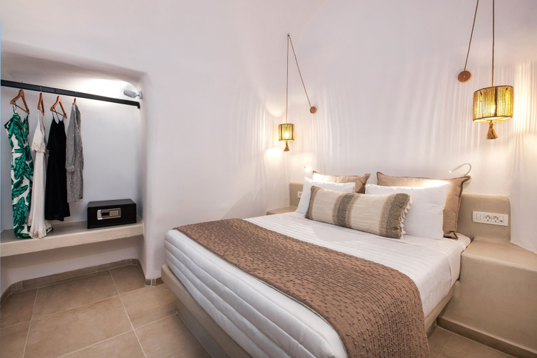 Bedroom 4, Hill Suites, South Aegean