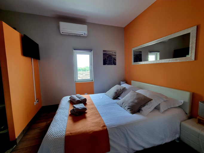 Bedroom 4, Villa Alyzea, Hérault