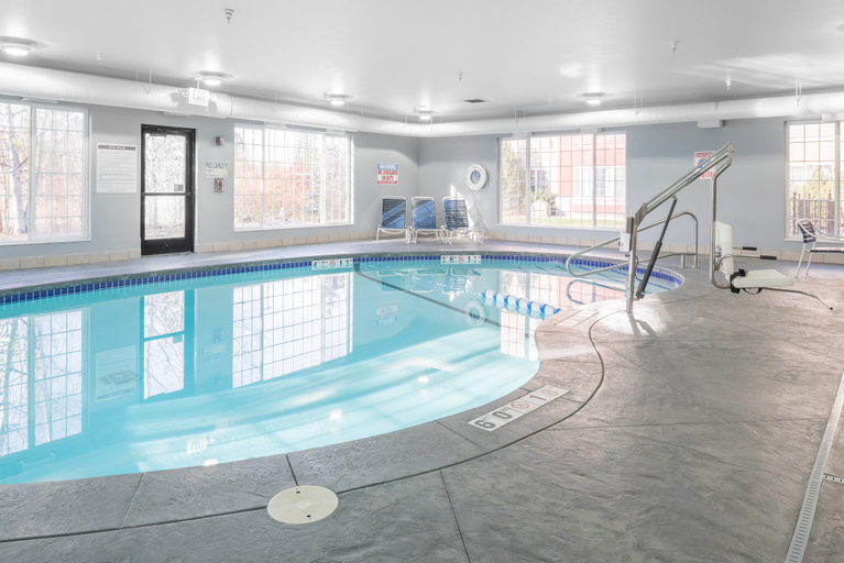 Sport & Beauty 3, Holiday Inn Express SPOKANE AIRPORT by IHG, Spokane