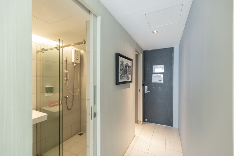 Bathroom 4, Sleep Box Sukhumvit 22, Khlong Toey