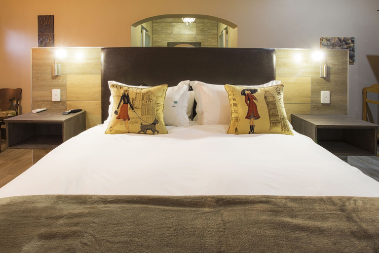 Bedroom 3, The Royal Palm Bed & Breakfast, Sekhukhune