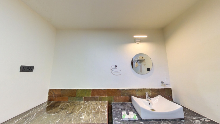 Bathroom 5, Gir Vanvaso Resort, Gir Somnath