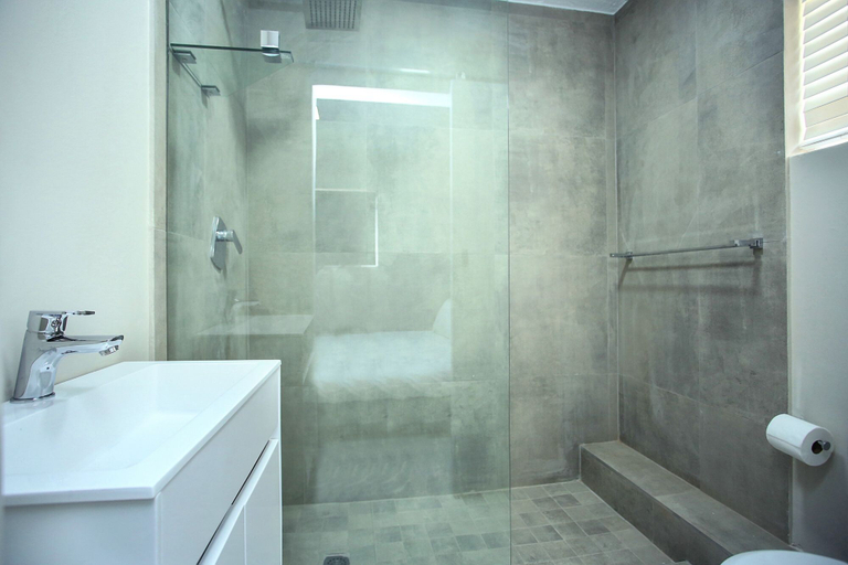 Bathroom 2, The Reserve, City of Johannesburg