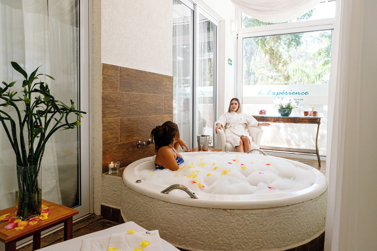 Bathroom 4, Vale Suiço Resort, Itatiaiuçu