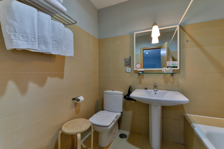 Bathroom 3, Santana Hotel Restaurante, Segovia