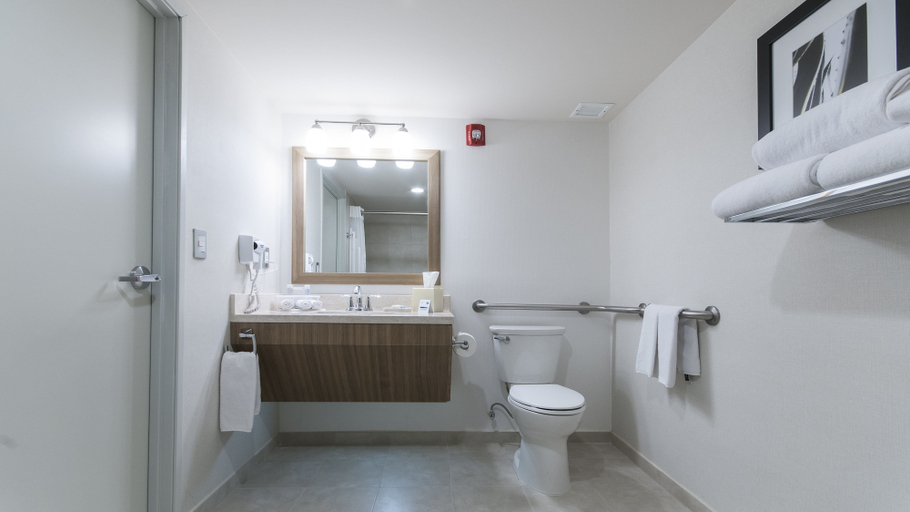 Bathroom 5, Holiday Inn Express & Suites CHIHUAHUA JUVENTUD by IHG, Chihuahua