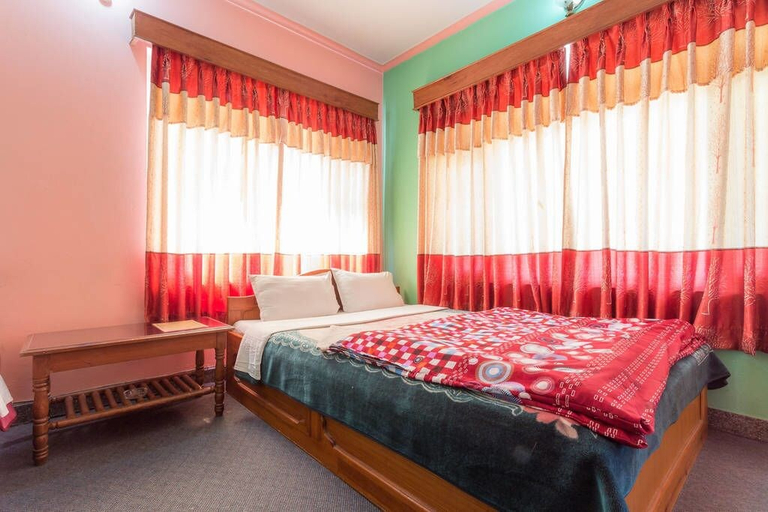 Bedroom 5, Hotel Seven Continents, Gandaki
