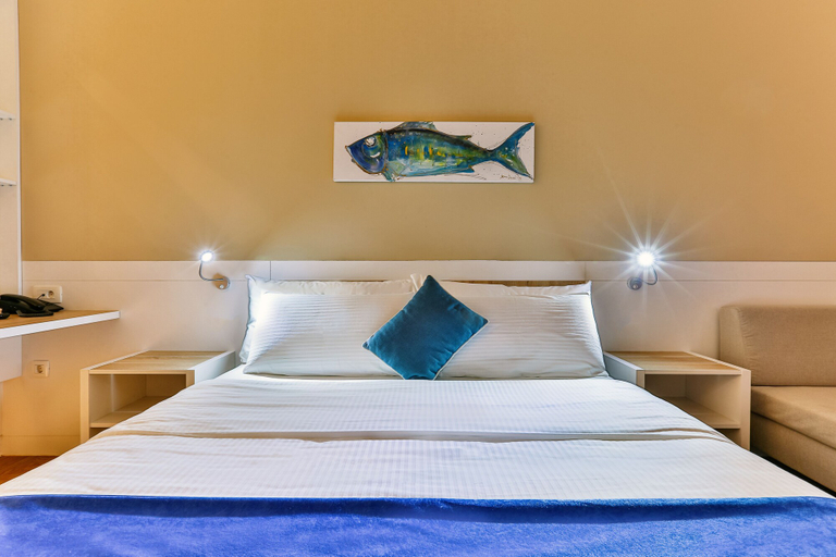 Bedroom 4, Carine Hotel Delfin