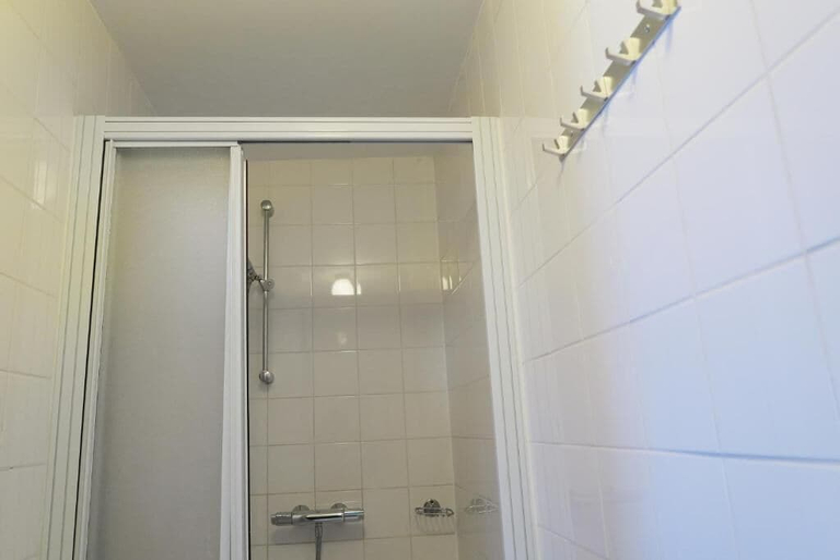 Bathroom 3, Hotel Carillon, Haarlem