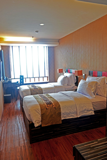 Bedroom 28