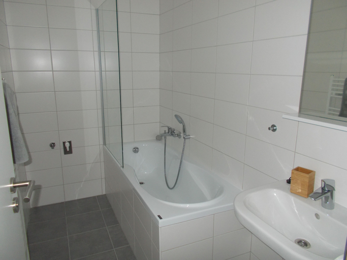 Bathroom 3, Old Strand Spirit, Praha 5
