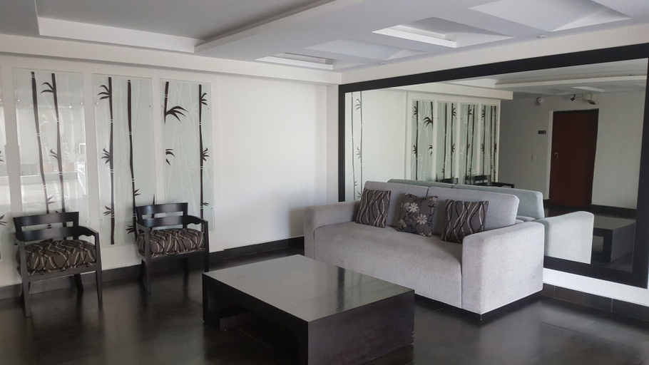 Others 4, Luxury & Comfort Deparments, Quito