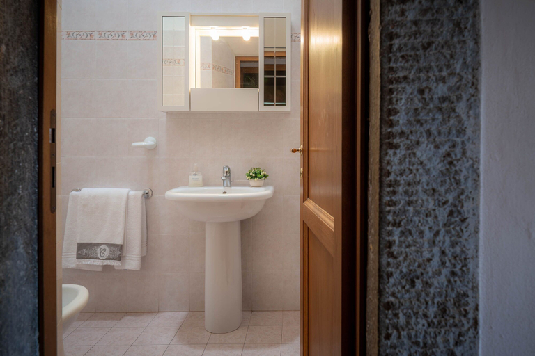 Bathroom 4, Casabella Residenza d'Epoca, Florence