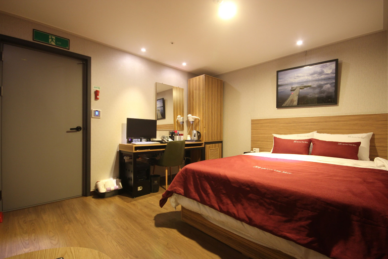 Bedroom 3, Hotel The May, Gangseo
