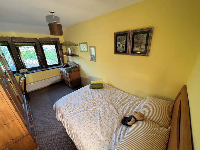 Bedroom 3, 2 Bed Cottage - Sleeps 4 - Pets - Parking, Calderdale