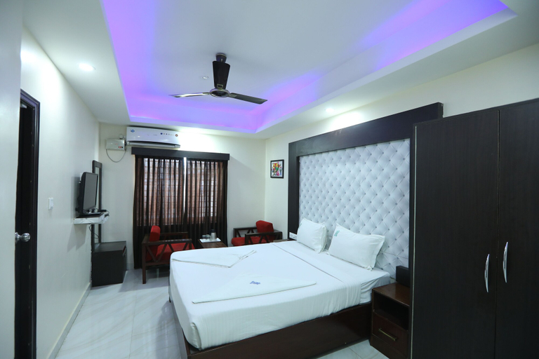 Bedroom 4, Hotel RR International, Bangalore