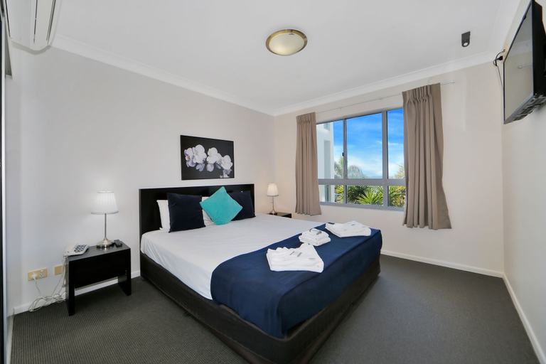 Bedroom 3, The Point Resort, Burnett - Pt A
