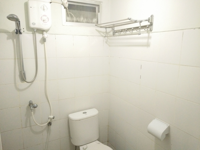 Bathroom 5, Apartemen The Suites Metro Yudis, Bandung