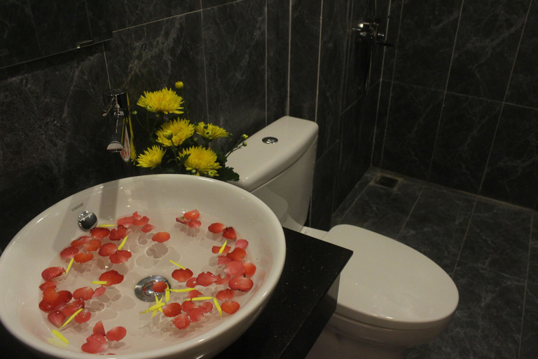 Bathroom 4, Hoi An Green View Homestay, Da Nang
