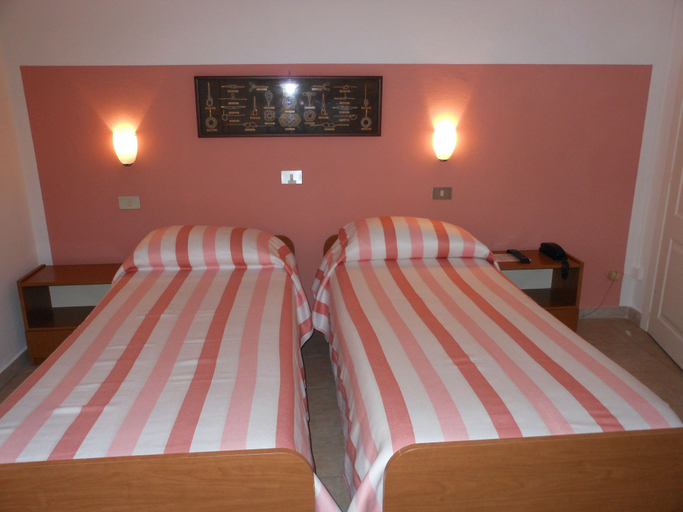 Bedroom 3, Hotel Fiammetta, Livorno