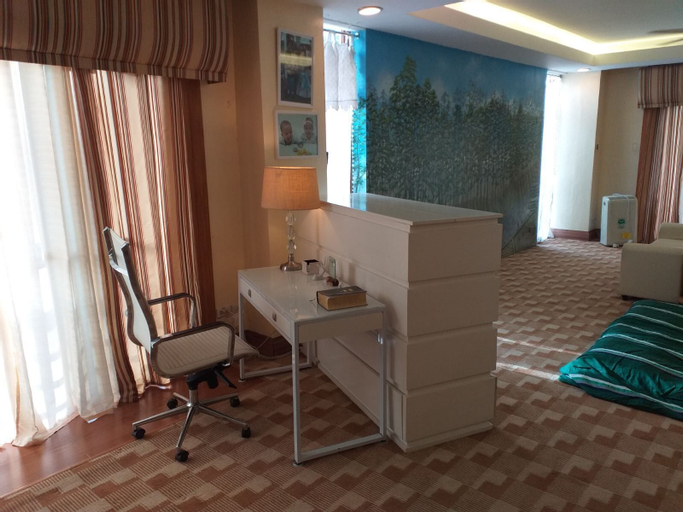 Bedroom 3, Whitehouse of the Lord of Scents, Baguio City