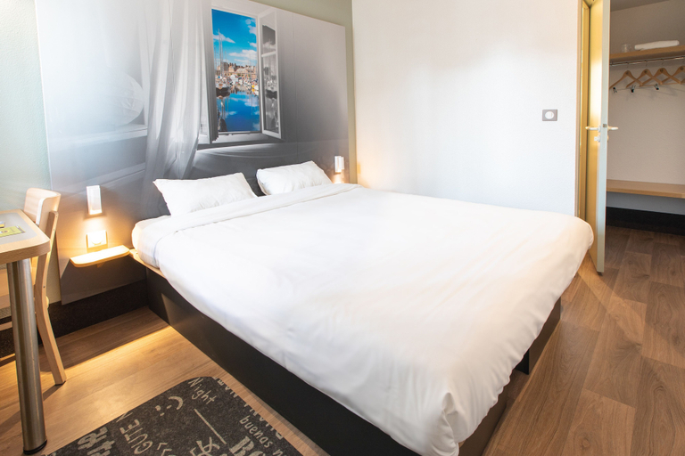 Bedroom 3, B&B HOTEL Saint-Malo Centre, Ille-et-Vilaine