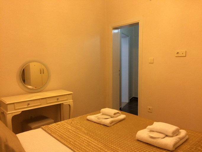 Others 3, Stone House, Fatih