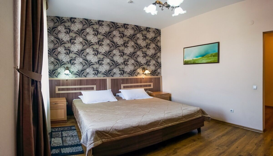 Bedroom 2, Hotel Asia Mountains 2, Bishkek