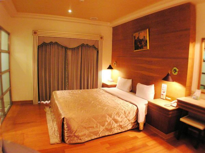 Bedroom 3, Changsing Business Motel, Tainan